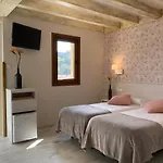فندق مبيت وإفطار Mugarri 3*