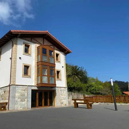 Bed & Breakfast Mugarri Povena